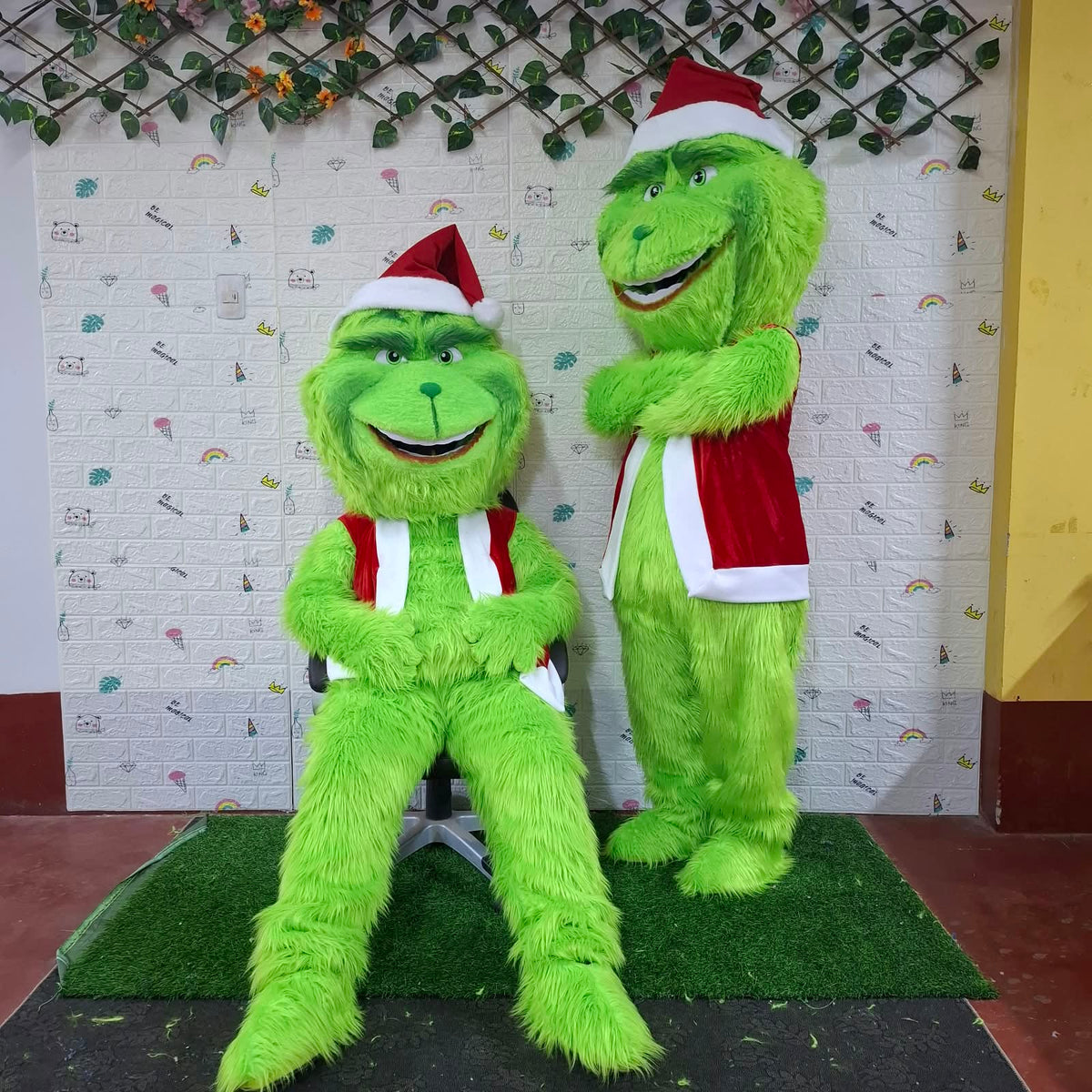 Disfraz de mascota Grinch verde peludo hecho a mano